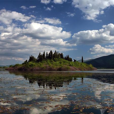 Villa Matko - Family Destination Zmijavci Екстер'єр фото