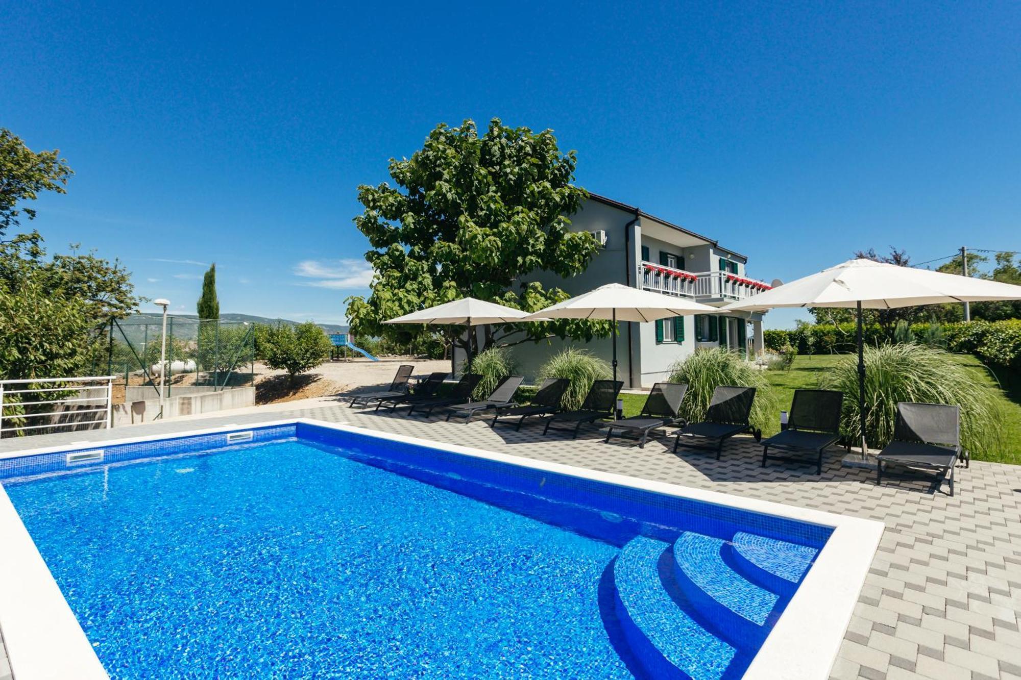 Villa Matko - Family Destination Zmijavci Екстер'єр фото