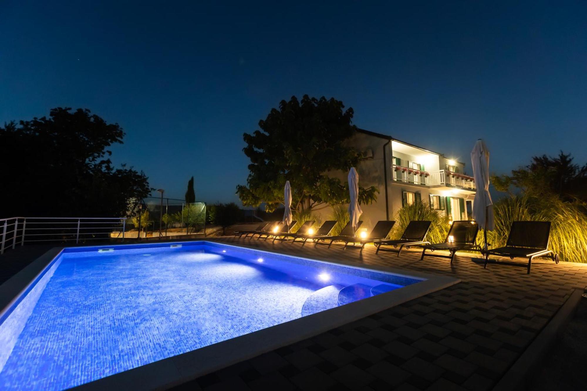 Villa Matko - Family Destination Zmijavci Екстер'єр фото