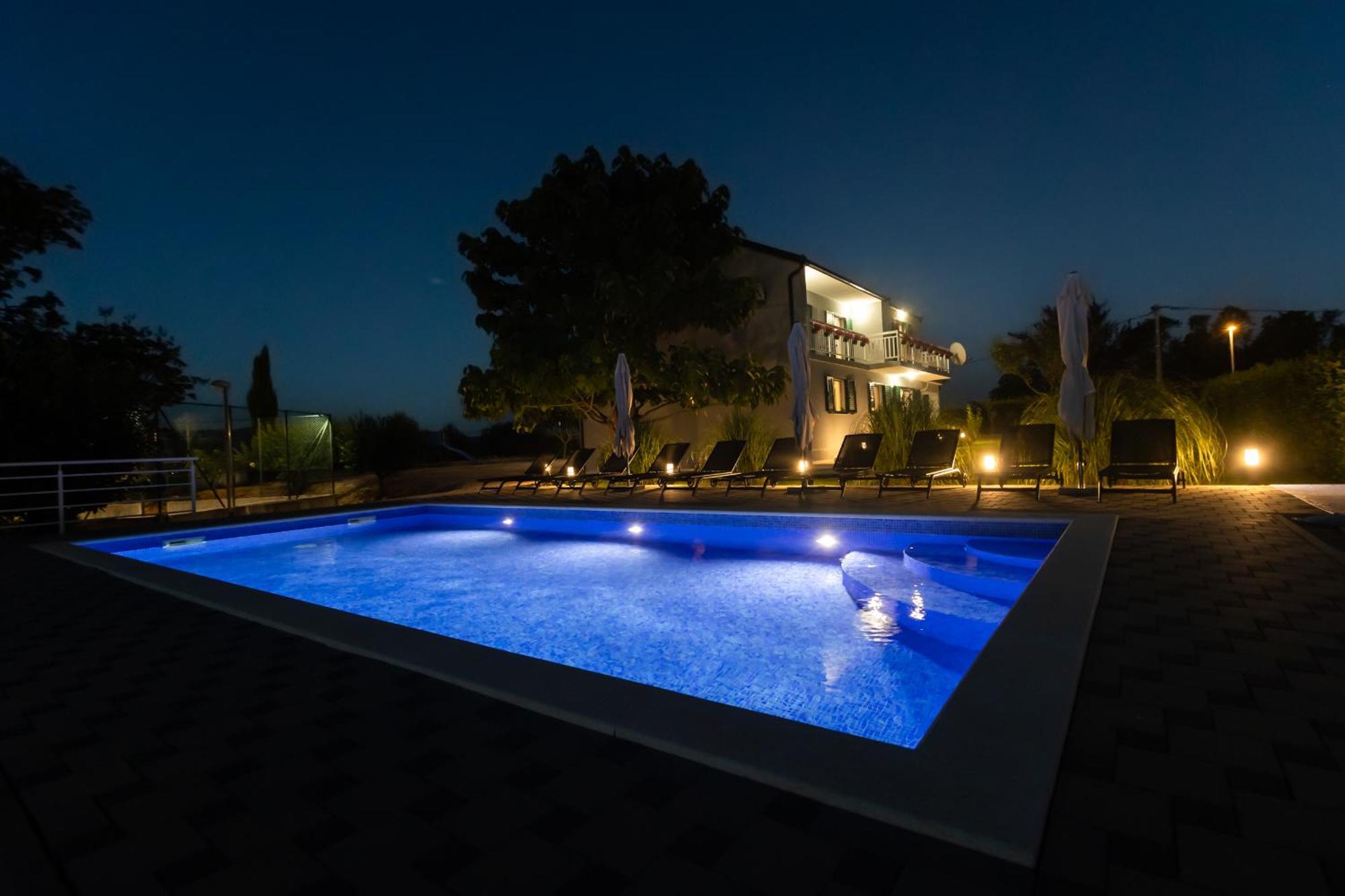 Villa Matko - Family Destination Zmijavci Екстер'єр фото
